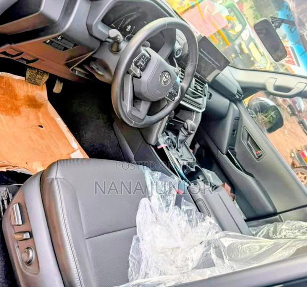 New Toyota Land Cruiser 2025 Black