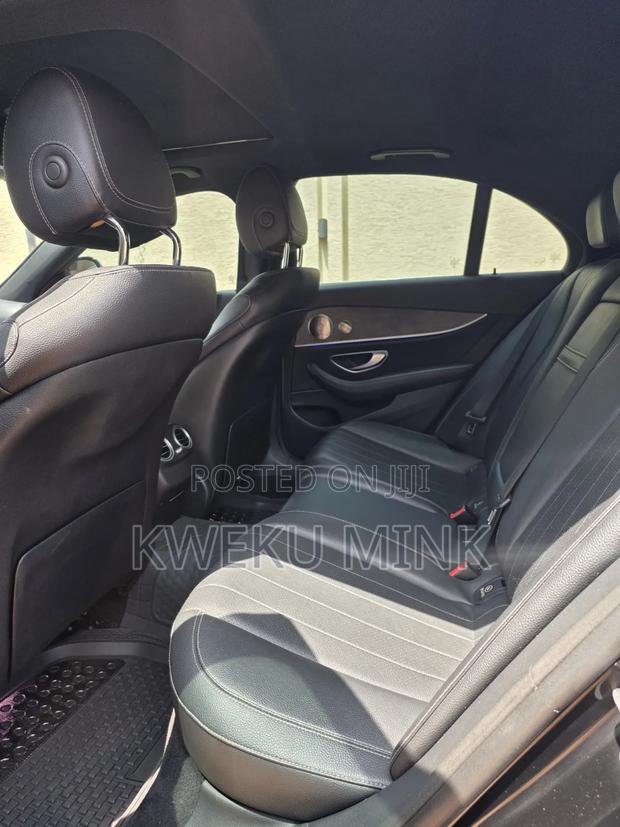 Mercedes-Benz E300 2023 Black