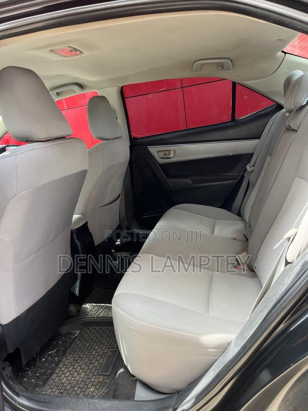 Toyota Corolla 2015 Black
