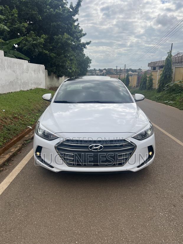 Hyundai Elantra 2017 White