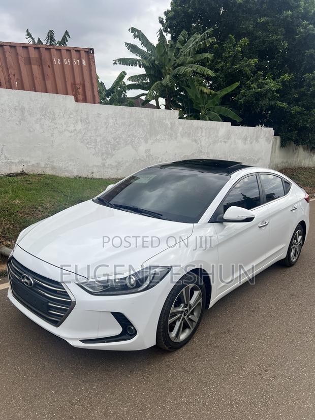 Hyundai Elantra 2017 White