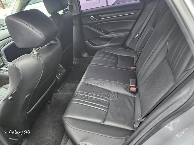 Honda Accord 2019 Silver