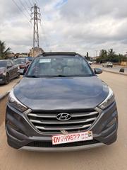 Hyundai Tucson Limited FWD 2018 Gray for sale