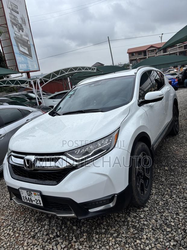 Honda CR-V Touring AWD 2019 White