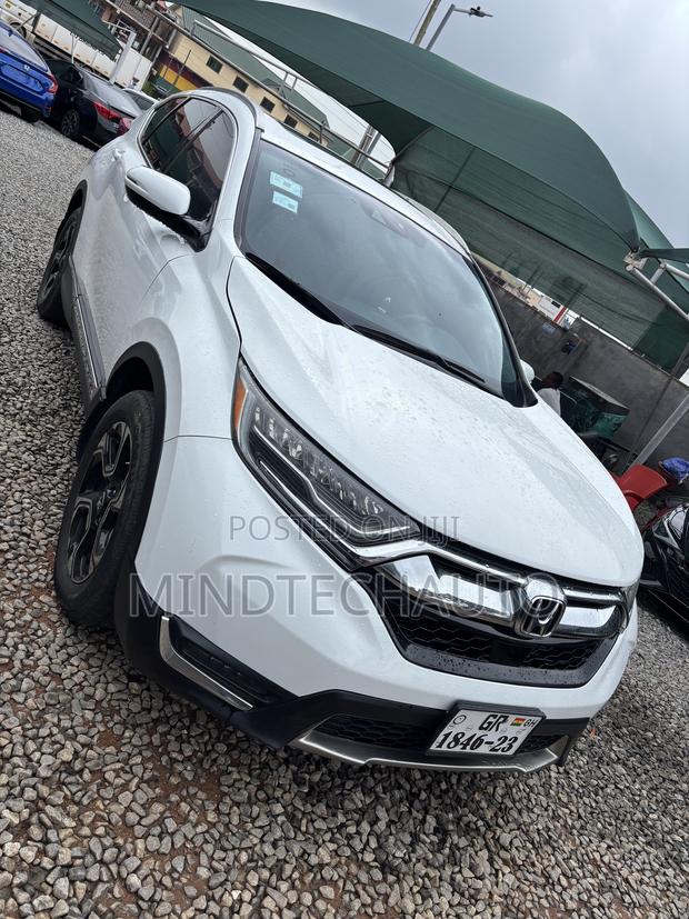 Honda CR-V Touring AWD 2019 White