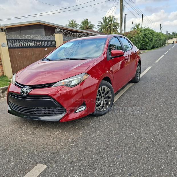 Toyota Corolla LE (1.8L 4cyl 2A) 2018 Red