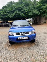 Nissan Hardbody 2015 Blue for sale