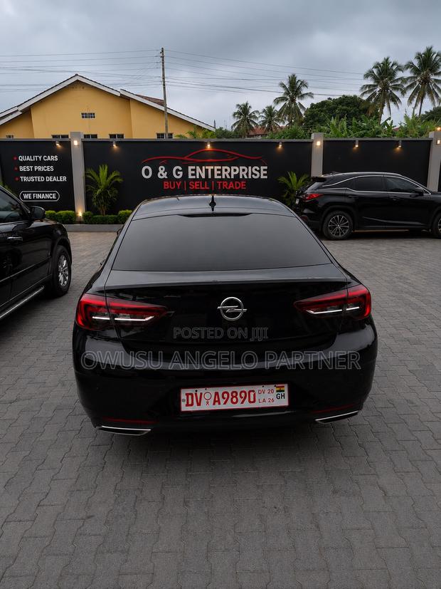Opel Insignia 2022 Black