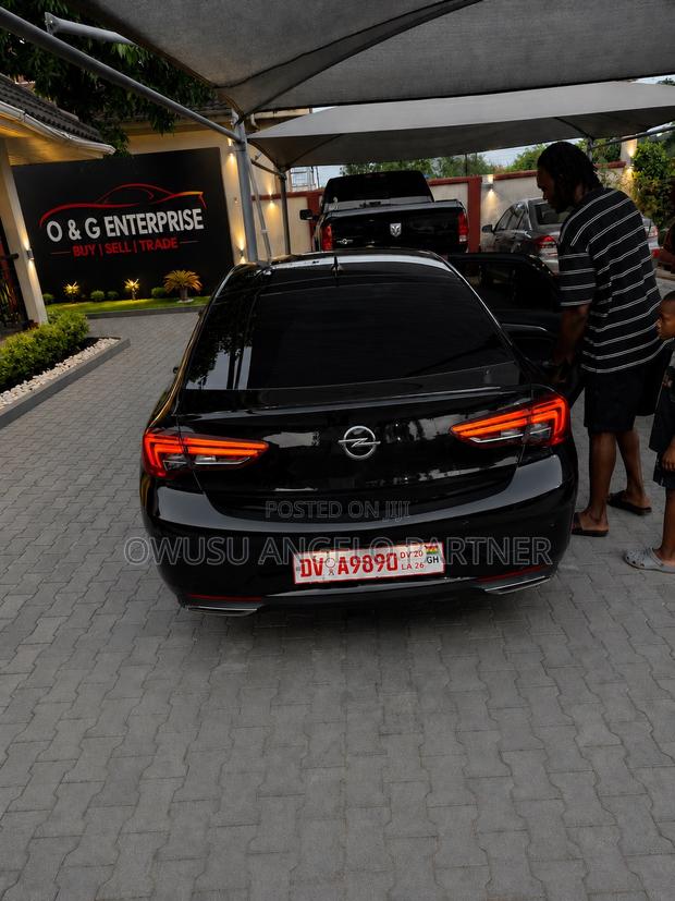 Opel Insignia 2022 Black