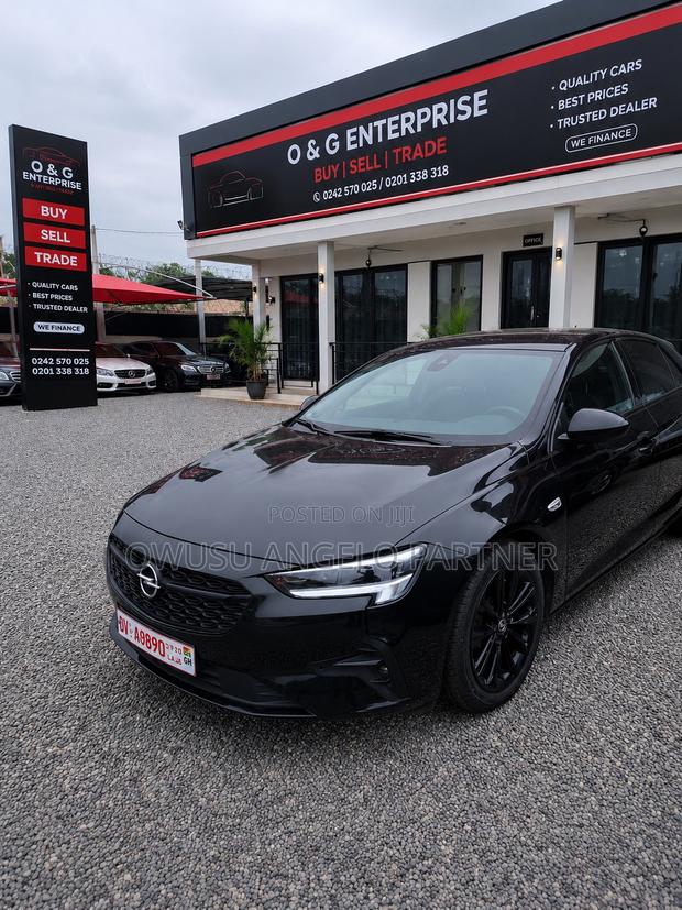 Opel Insignia 2022 Black