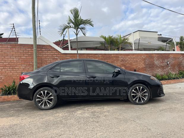 Toyota Corolla 2019 Black
