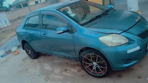 Toyota Belta 2012 Blue