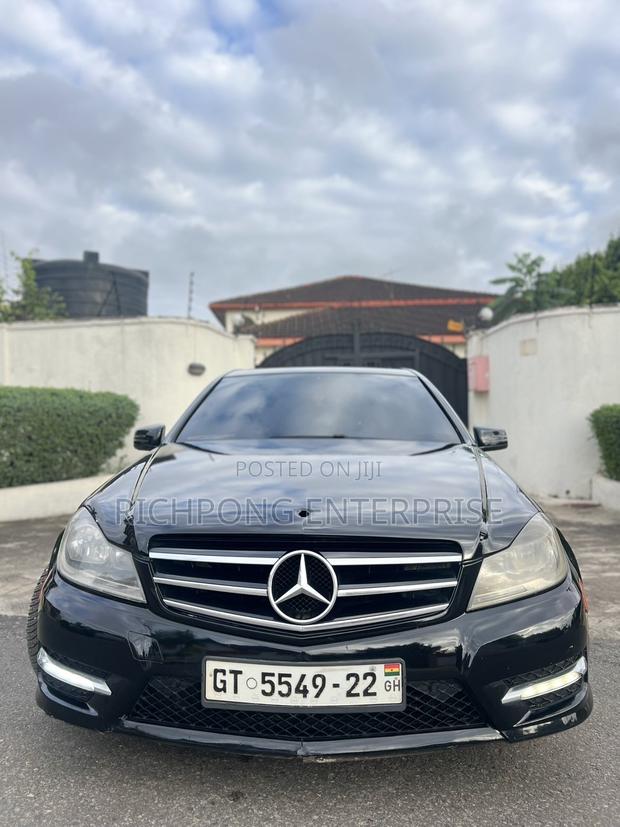 Mercedes-Benz C250 2014 Black