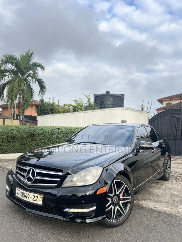 Mercedes-Benz C250 2014 Black