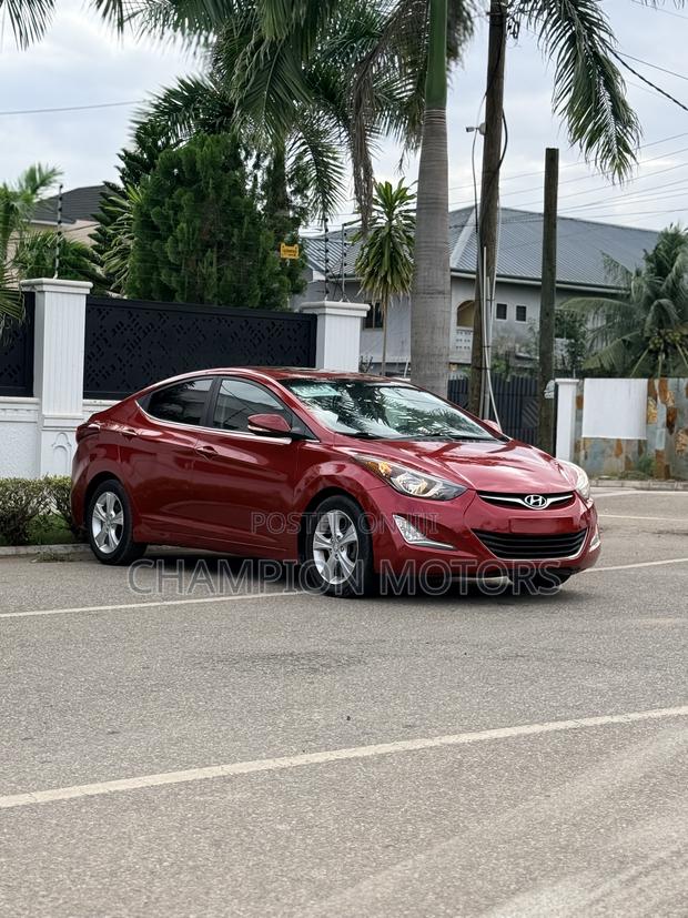 Hyundai Elantra 2015 Red