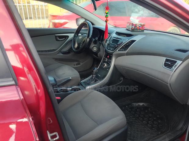 Hyundai Elantra 2015 Red