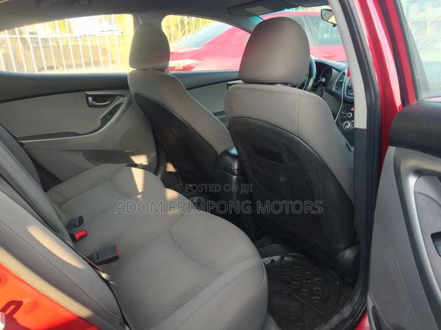 Hyundai Elantra 2015 Red