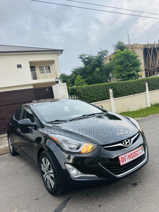 Hyundai Elantra Limited Sedan FWD (1.8L 4cyl 6A) 2016 Black