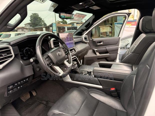 Toyota Sequoia Capstone 4WD 2024 White