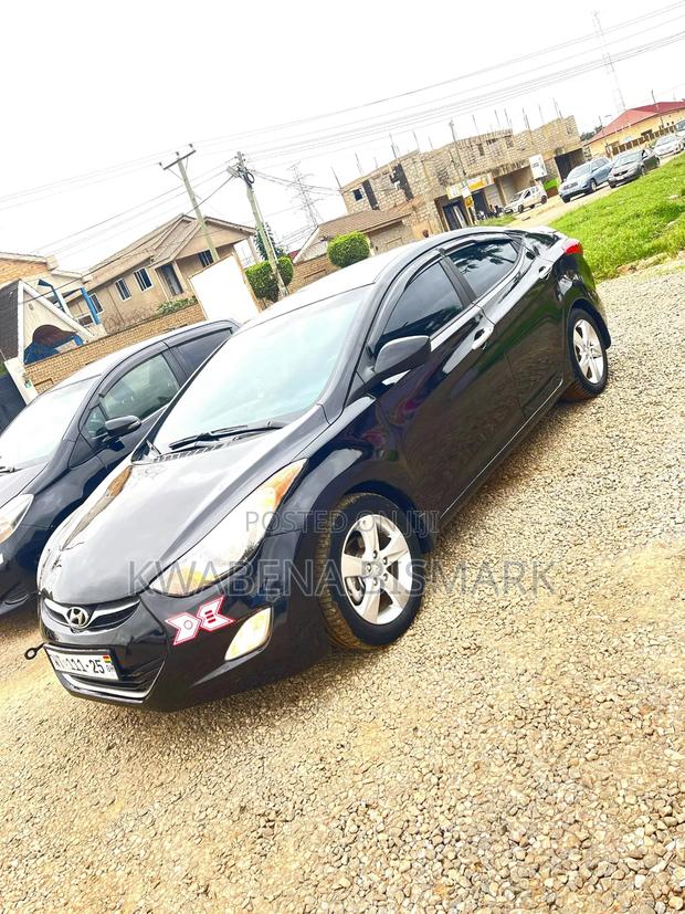 Hyundai Elantra 2013 Black