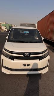 Toyota Voxy V 2WD 8-Seater 2015 White for sale