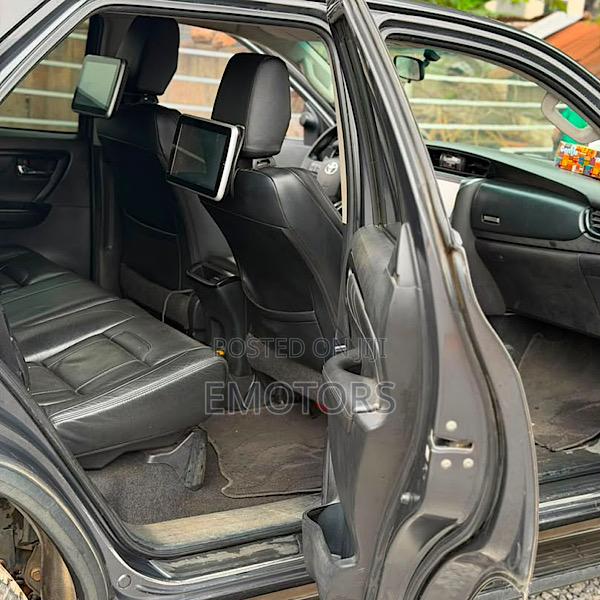 Toyota Fortuner 2.8 D AWD 2021 Black