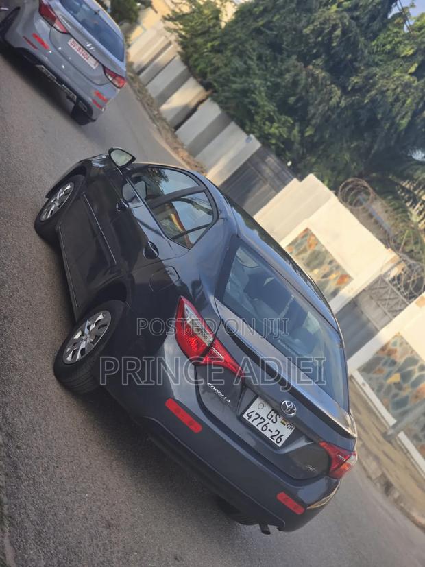Toyota Corolla 2017 Black