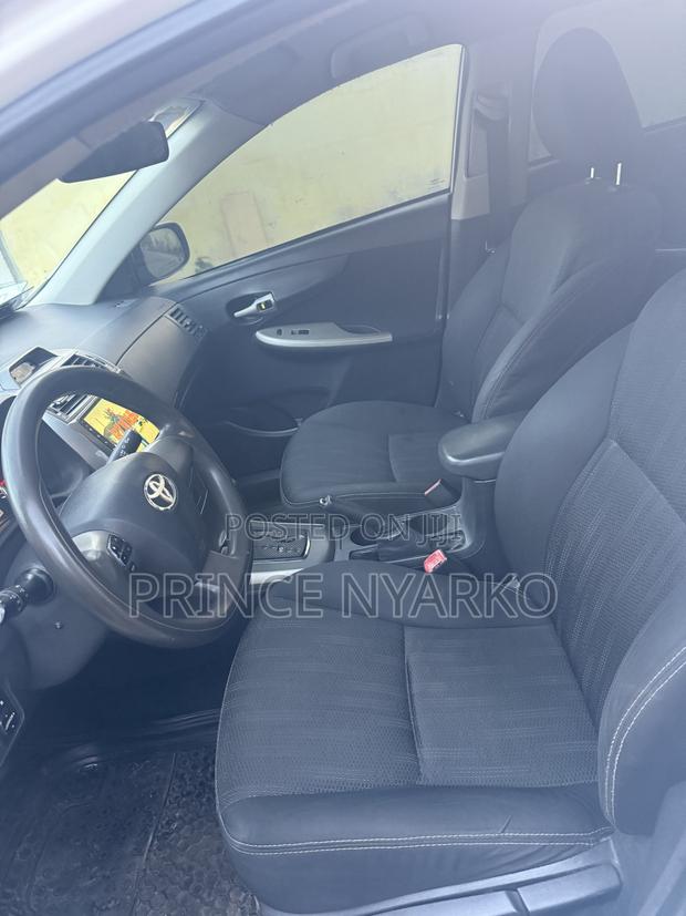 Toyota Corolla S 4dr Sedan (1.8L 4cyl 4A) 2013 White