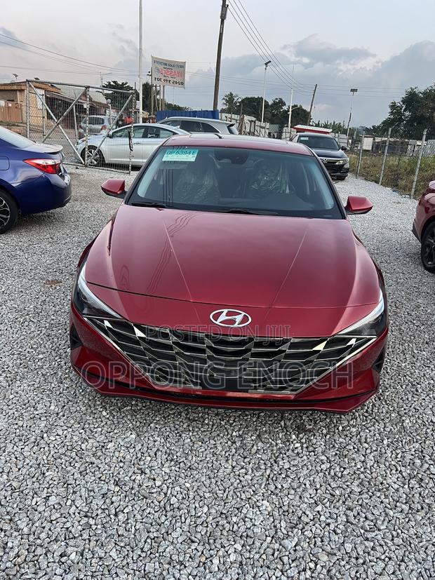 Hyundai Elantra SE 2021 Red