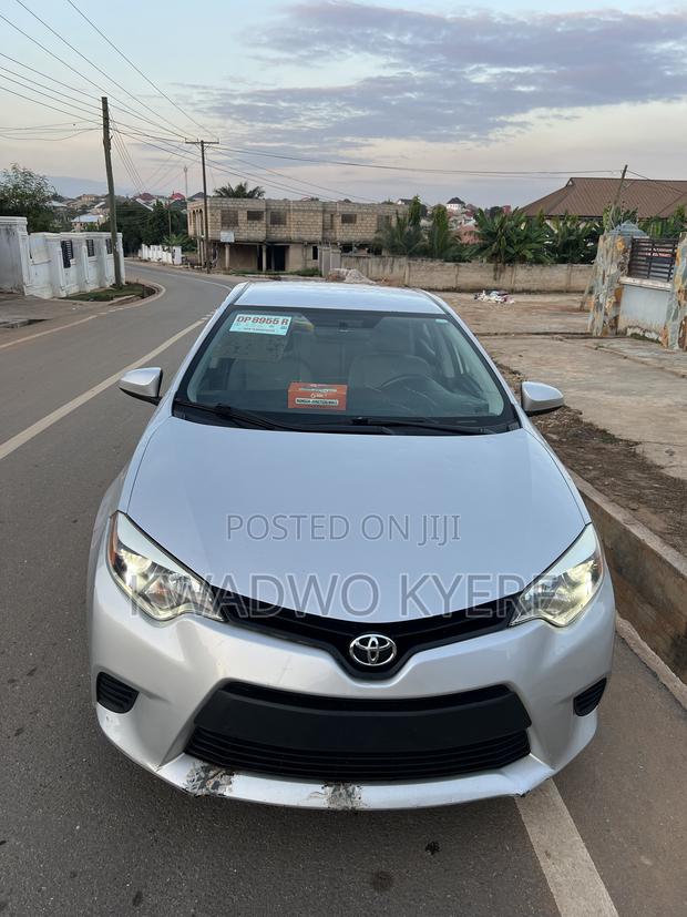 Toyota Corolla L 4dr Sedan (1.8L 4cyl 4A) 2015 Silver