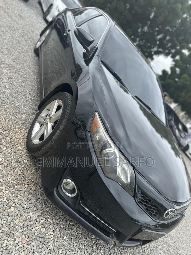 Toyota Camry SE 4dr Sedan (2.5L 4cyl 6A) 2014 Black