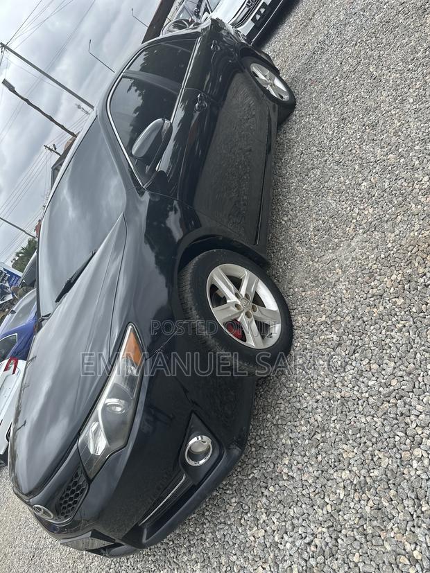 Toyota Camry SE 4dr Sedan (2.5L 4cyl 6A) 2014 Black
