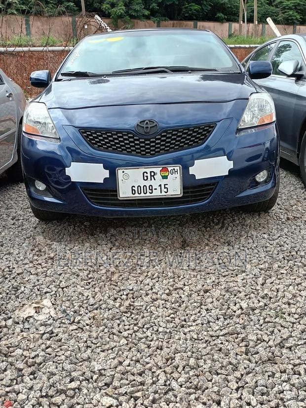 Toyota Yaris 2010 Blue