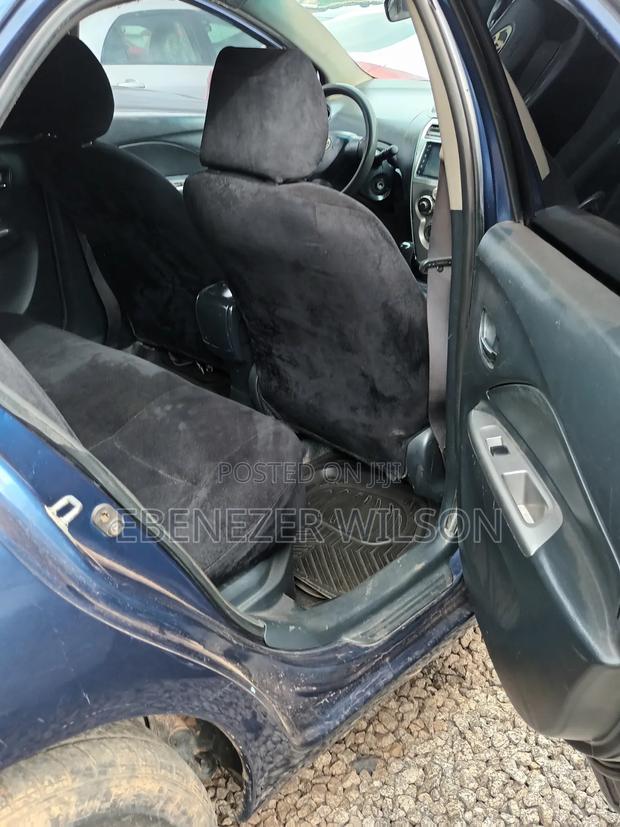 Toyota Yaris 2010 Blue