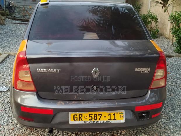Renault Logan 1.6 2010 Gray