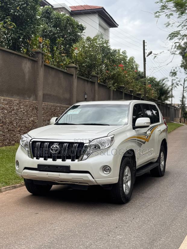 Toyota Land Cruiser Prado 2.7 2017 White
