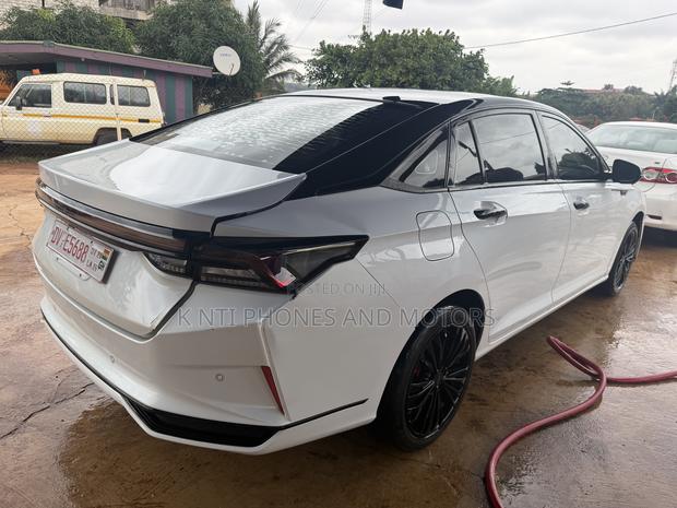 Dongfeng Fengxing Joyear 2021 White