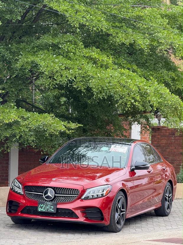 Mercedes-Benz C300 2021 Red