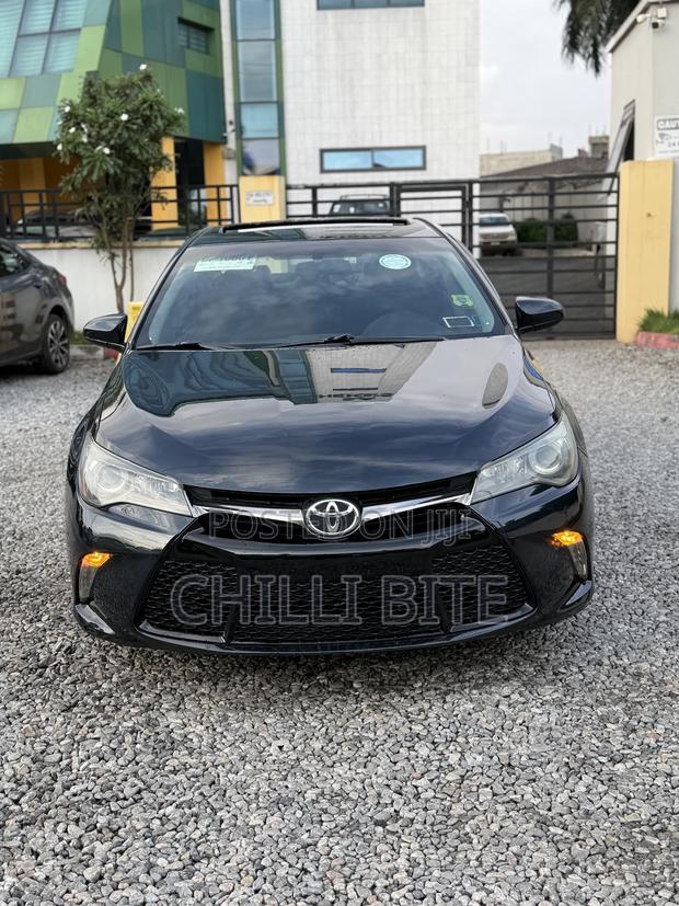 Toyota Camry XSE 4dr Sedan (2.5l 4cyl 6A) 2016 Gray
