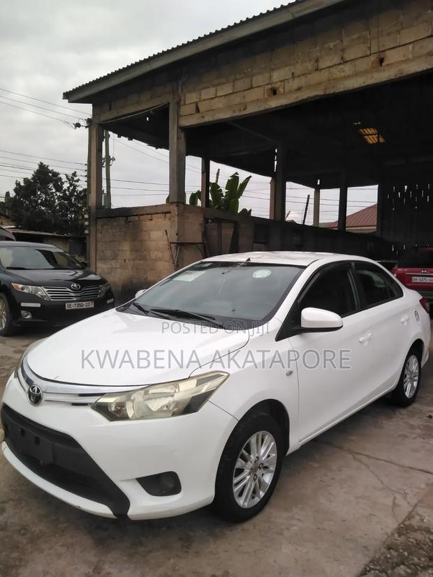 Toyota Yaris 2015 White