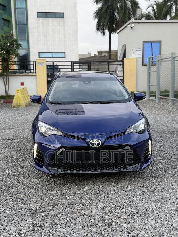 Toyota Corolla SE 4dr Sedan (1.8L 4cyl CVT) 2017 Blue