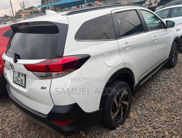 Toyota Rush 1.5 AWD 2019 White