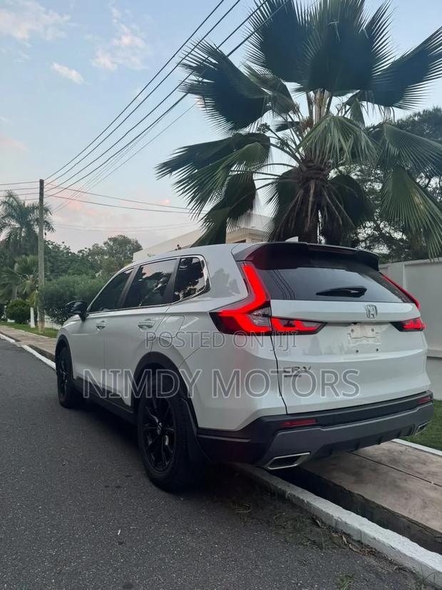 Honda CR-V 2024 White