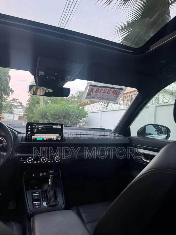 Honda CR-V 2024 White