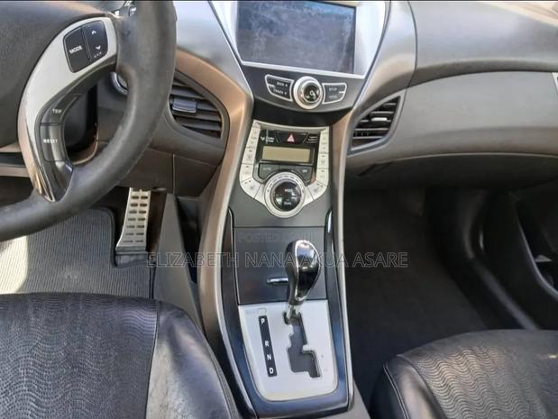 Hyundai Avante 2012 Gray
