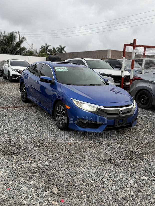 Honda Civic EX 4dr Sedan (2.0L 4cyl) 2017 Blue
