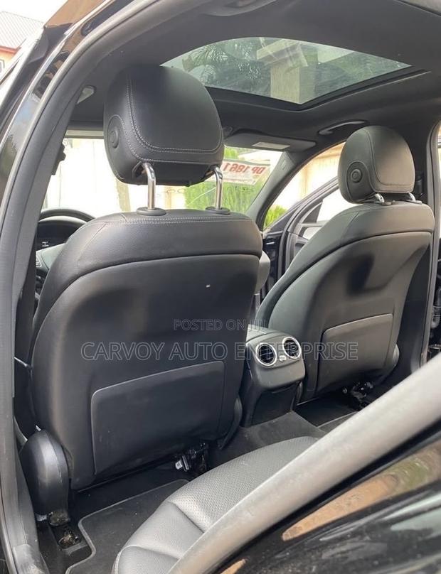 Mercedes-Benz C300 Base 4Matic Sedan AWD (2.0L 4cyl 7A) 2016 Black
