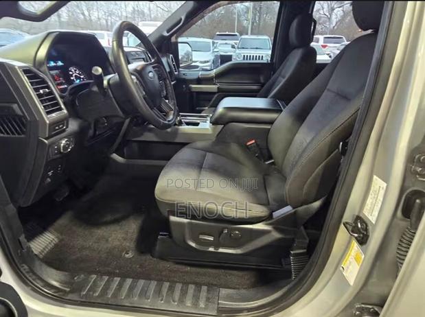 Ford F-150 XLT 4x4 SuperCrew Cab Styleside 5.5 ft. box 145 in. WB 2019