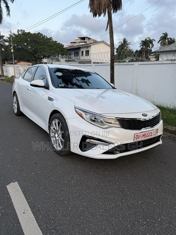 Kia Optima SE 2020 White