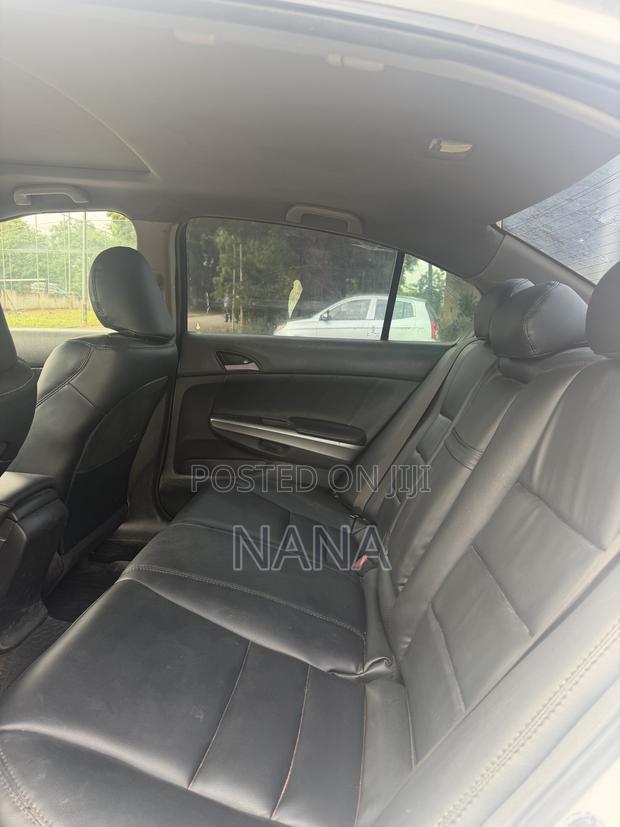 Honda Accord 2010 White
